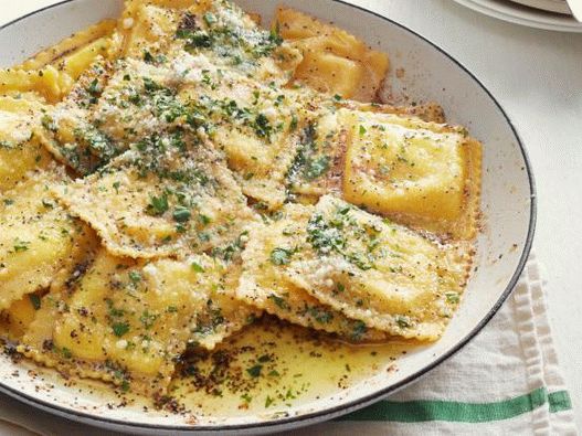 46. Con aceite marrón y salvia