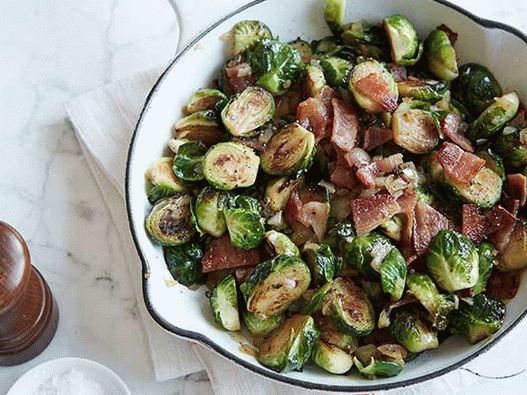 Coles de Bruselas fritas con tocino (Nº 34)