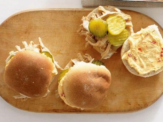 38. Sandwiches de barbacoa