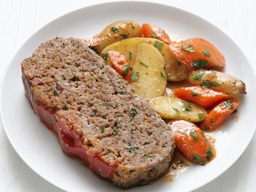 Foto de pastel de carne estadounidense (Mitlof) en una olla de cocción lenta