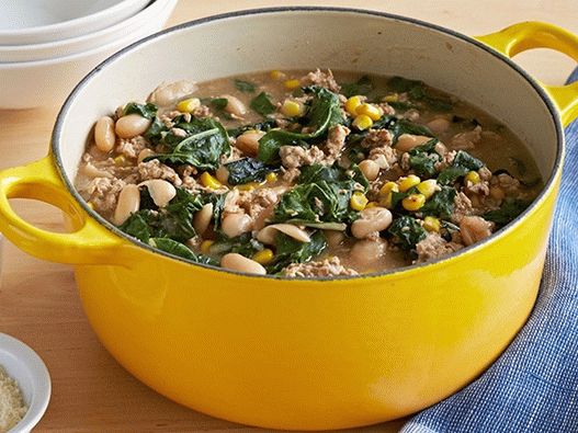 Foto de chile blanco con frijoles y pollo