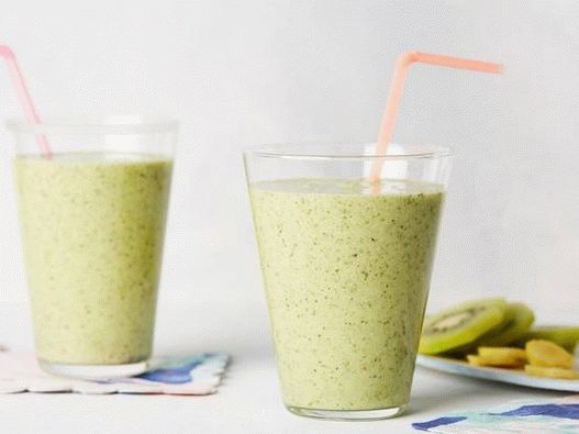 Foto de un batido de proteínas vigorizante con kiwi y jengibre