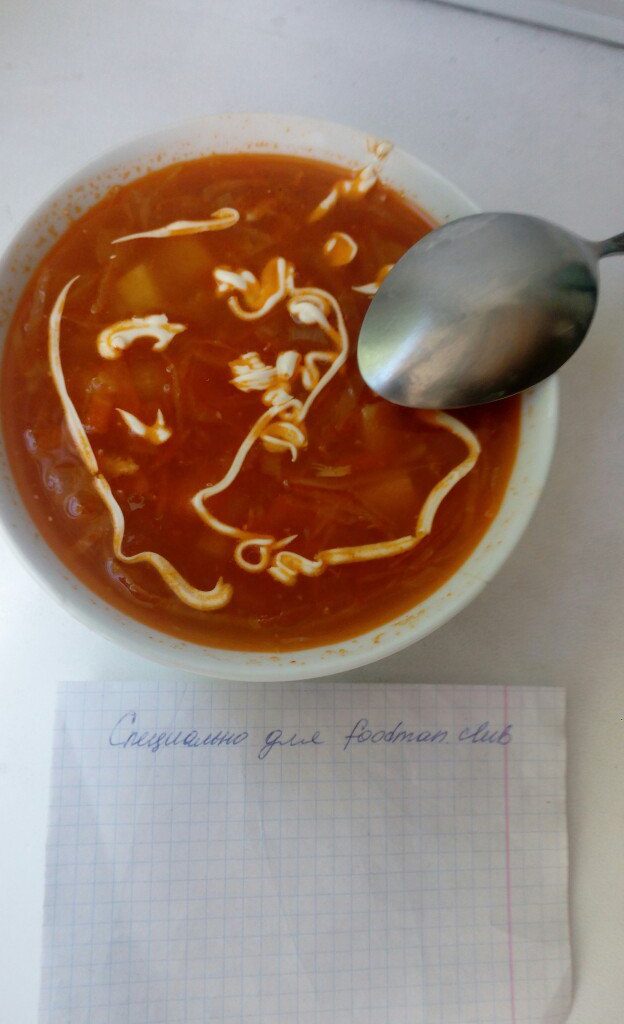 Borsch en caldo de pollo