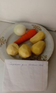 Borsch en caldo de pollo