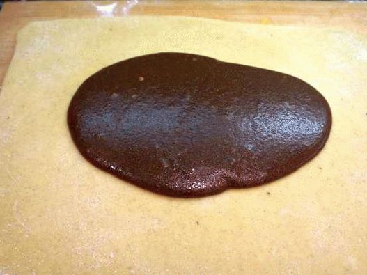 Rollos de canela, tocino, bourbon y avellanas