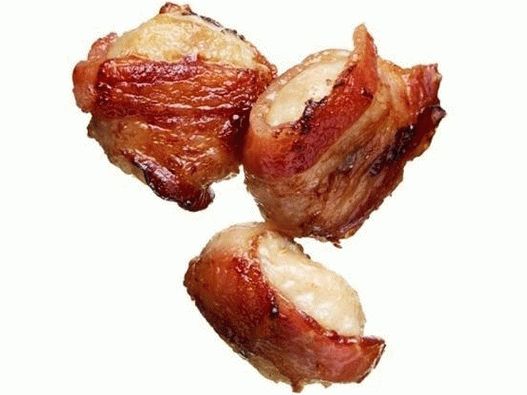 Castañas de agua envueltas en tocino