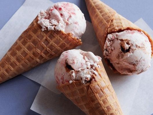 Helado con vinagre balsámico