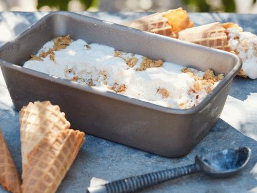 Helado con miel, mantequilla de maní y chile sin helado