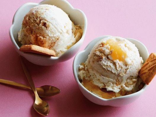 Helado con limón y galletas de mantequilla