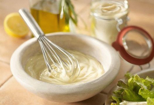 Foto mayonesa clásica casera