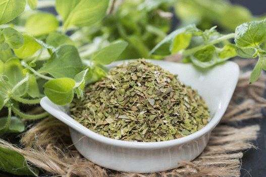 Foto sazonador casero para aves de corral