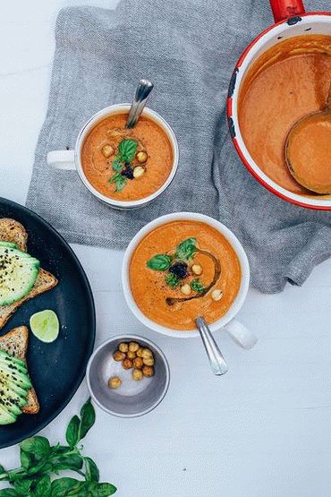 Foto de Gazpacho con glaseado de vinagre balsámico