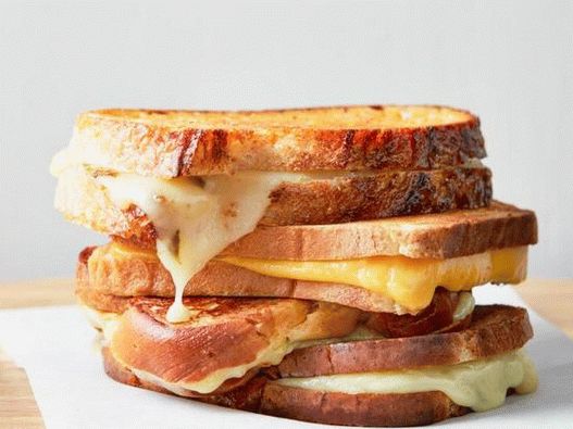 Foto perfecta sándwich de queso caliente