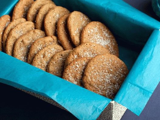 Foto de galleta de jengibre con jengibre fresco