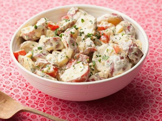 Foto de ensalada de papa española