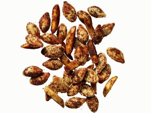 Semillas de calabaza fritas con pimentón