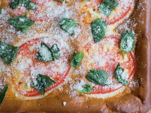 Foto Cómo cocinar focaccia aérea (pan sin harina)