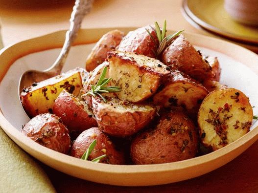 Foto Papas al horno con romero