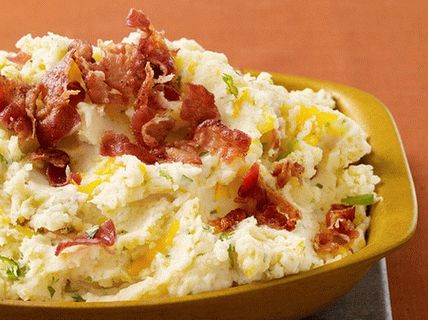 Foto de puré de papas con queso cheddar