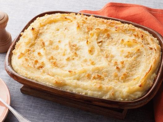 Foto Puré de papas con queso y corteza crujiente al horno
