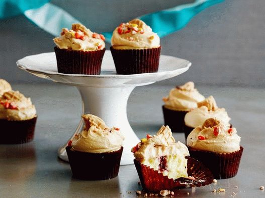 Foto Muffins con mermelada y crema con mantequilla de maní