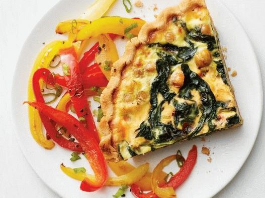 Foto de quiche con espinacas, garbanzos y pimiento dulce