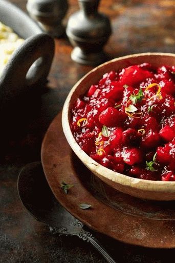 Foto de salsa de arándanos con naranjas e hinojo