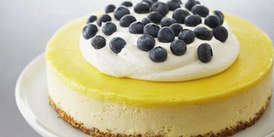 Pastel de queso con crema de lima y coco