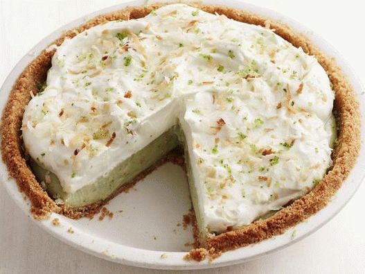 Foto Tarta de crema de coco con menta y albahaca