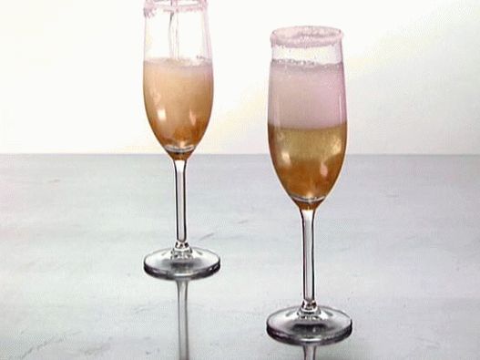 Photo Cocktail con champagne y jengibre