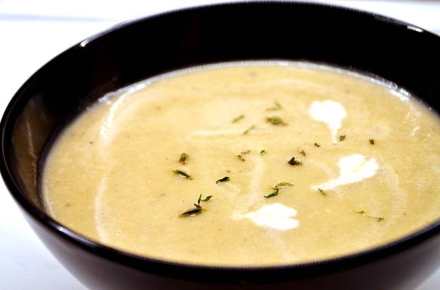 Sopa de crema de berenjenas