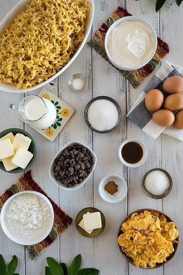 Kugel (guiso festivo con fideos)