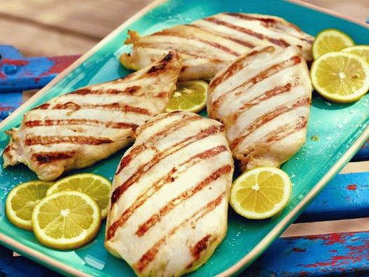 Filete de pollo a la plancha con miel y mostaza