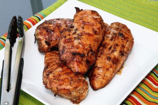 Foto de pollo en la marinada