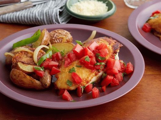 Foto de pechugas de pollo con parmesano y papas al horno