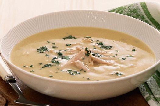 Foto sopa de pollo con crema