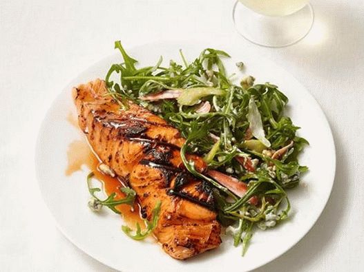 Foto de salmón estilo Buffalo a la parrilla