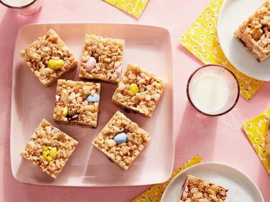 Barras de Pascua de malvaviscos y arroz inflado