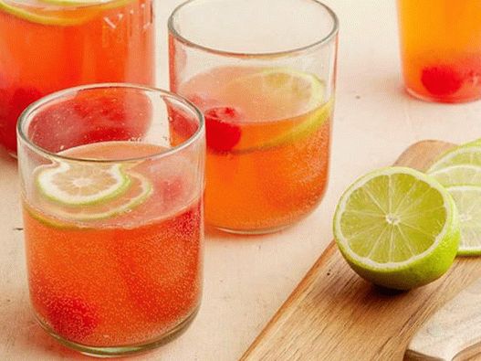 Limonada de lima-cereza