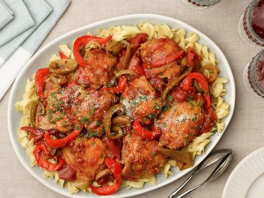 Caza de fideos de pollo