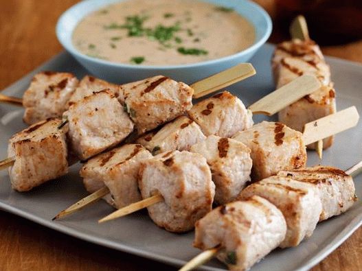 Brochetas de cerdo tailandesas Brochetas de cerdo tailandesas