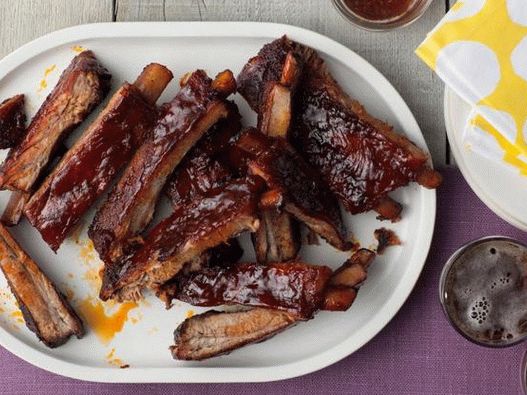 Costillas de cerdo a la barbacoa húmeda