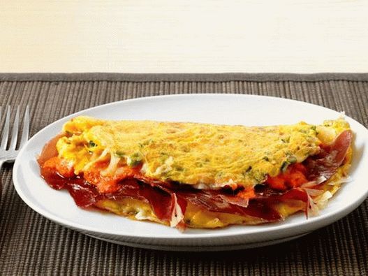 Foto del plato - tortilla española con salsa Romesco