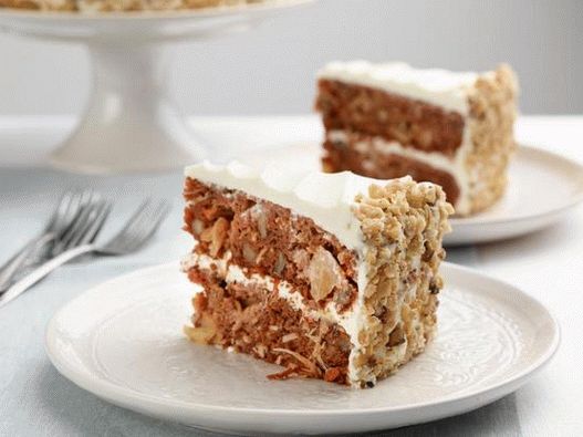 Foto del plato - Pastel de zanahoria con crema de queso de piña