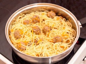 Pasta de albóndigas