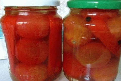 Tomates en escabeche pelados