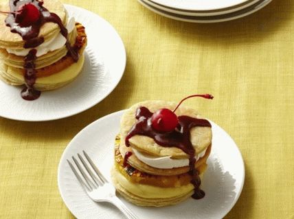 Foto de Millefolie con salsa de piña y cereza