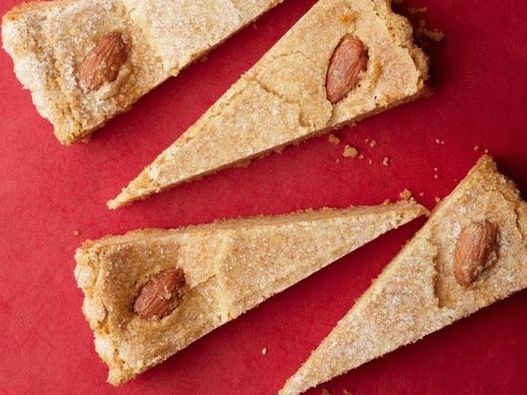 Pastel de almendras con foto