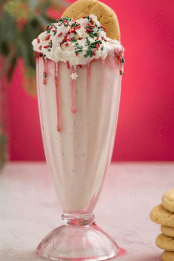 Batido de fotos con calabaza, yemas y galletas de canela
