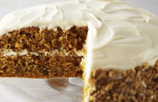 Pastel de zanahoria con crema de requesón